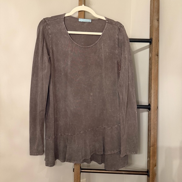 Chatoyant Tops - Chatoyant Brown Mineral Wash Peplum Long Sleeve Top - Size L